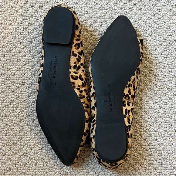 Kate Spade Animal Print Flats with Black Accent - Picture 8 of 9